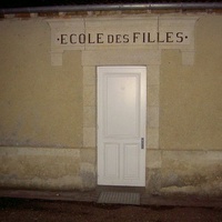 l'école des filles, L'Isle-Bouzon