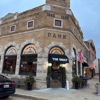 The Vault 1905 Sports Grill, Van Buren, AR