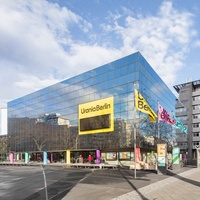 Urania, Berlín