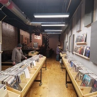 Square Cat Vinyl, Indianápolis, IN