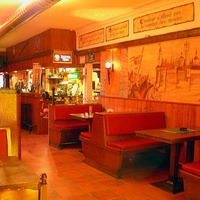 Manoir Pub, San Mauricio