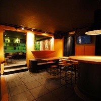 The Green Rabbit, Lausana