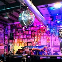 Conciertos de rock en So Many Roads Museum & Brewery, Denver, CO So Many Roads Museum & Brewery, Denver, CO