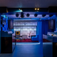 The Blue Basement, Londres