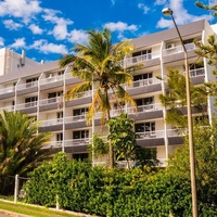 Greenmount Beach Hotel, Sunshine Coast