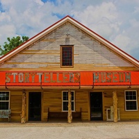 Conciertos de rock en Storytellers Hideaway Farm, Bon Aqua, TN Storytellers Hideaway Farm, Bon Aqua, TN