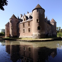 Ainay-le-Château