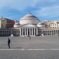 Piazza del Plebiscito, Nápoles